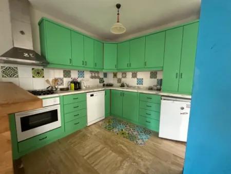 Long Term Rental Of Quirky Semi Detached