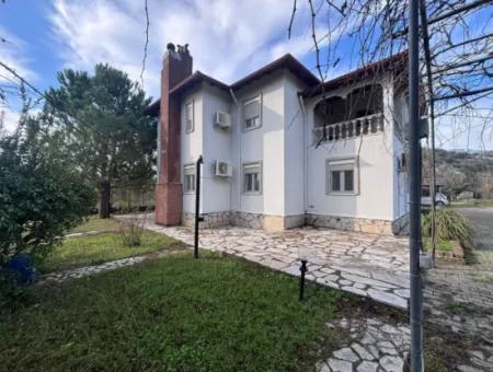 Dalyan İztuzu Yolu Üzerinde Kiralık Villa