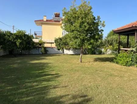 Dalyan Okçular Da 1000 M2 Arsa İçersinde Satılık Villa